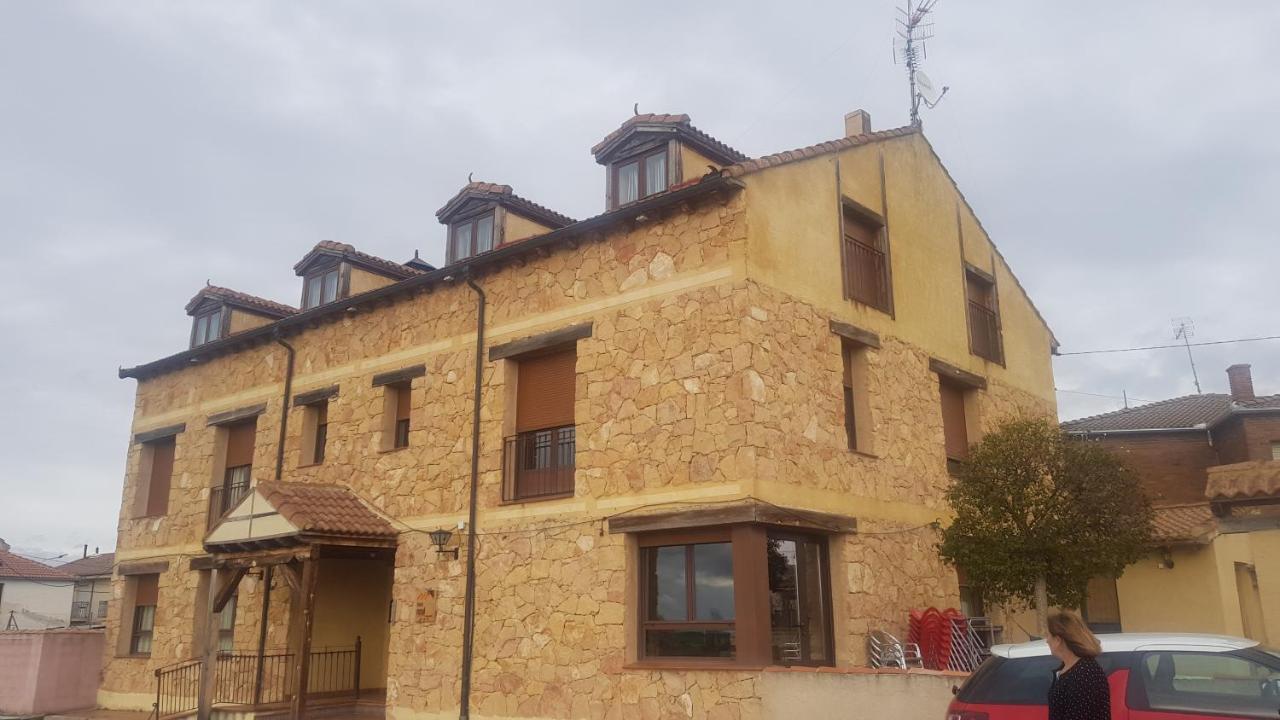 Puerta Al Duraton Bed & Breakfast Sebulcor Ngoại thất bức ảnh