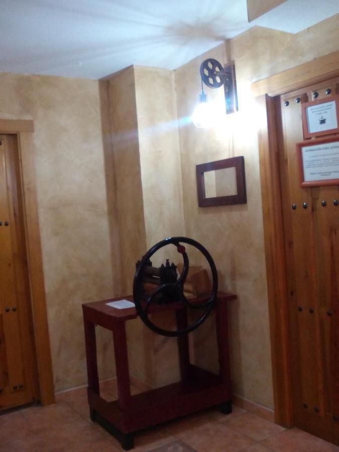 Puerta Al Duraton Bed & Breakfast Sebulcor Ngoại thất bức ảnh