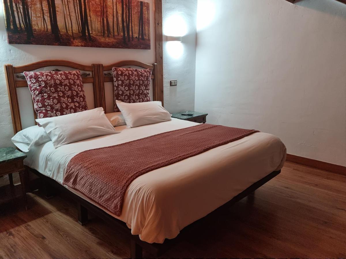 Puerta Al Duraton Bed & Breakfast Sebulcor Ngoại thất bức ảnh