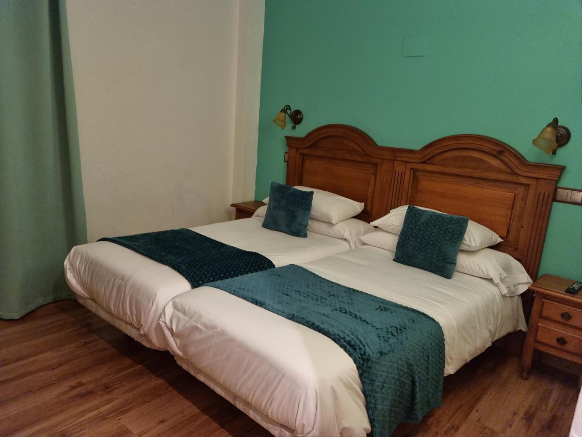 Puerta Al Duraton Bed & Breakfast Sebulcor Ngoại thất bức ảnh